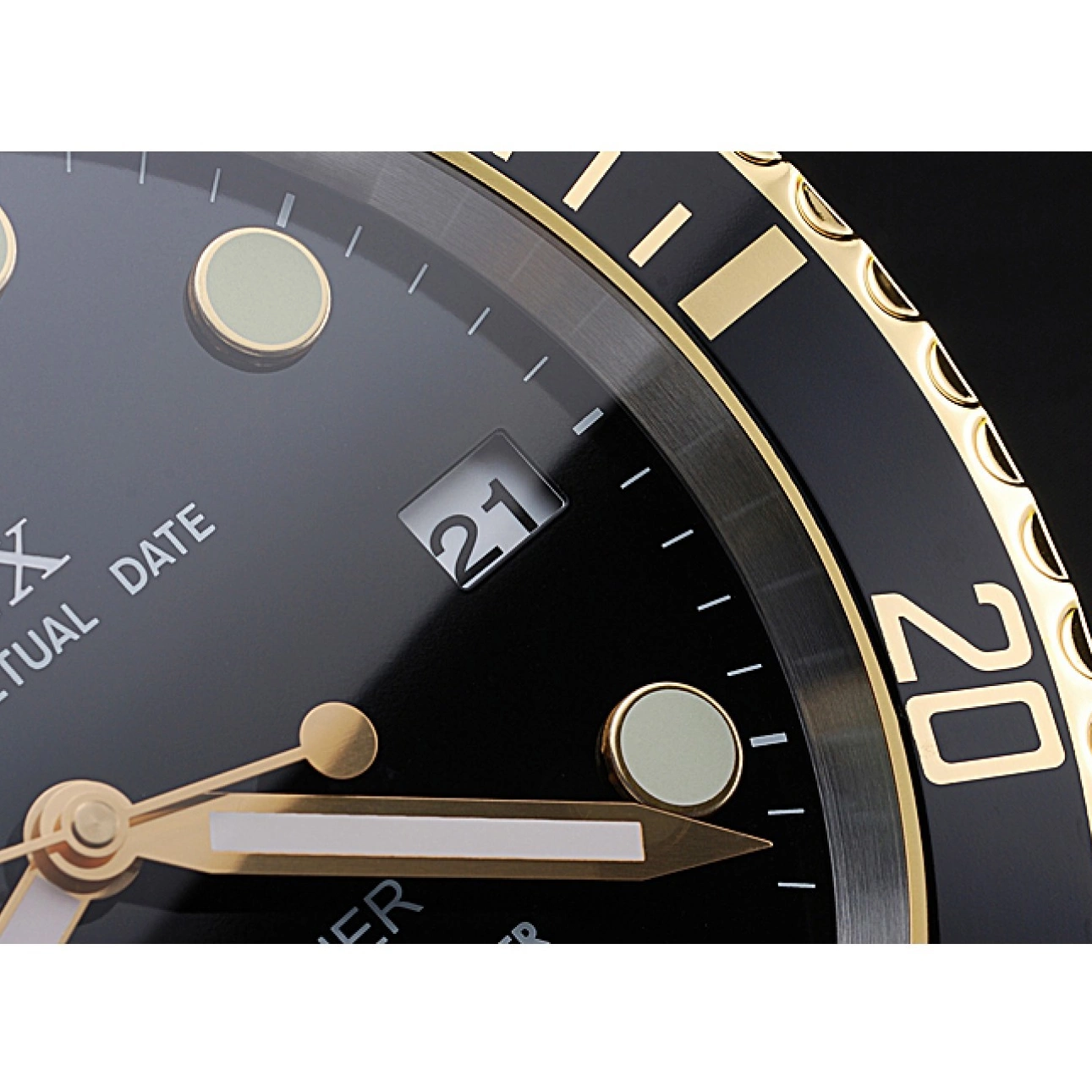 AAA Replica Watches Clock Black-Gold Wall 622476 Submariner Rolex 0629